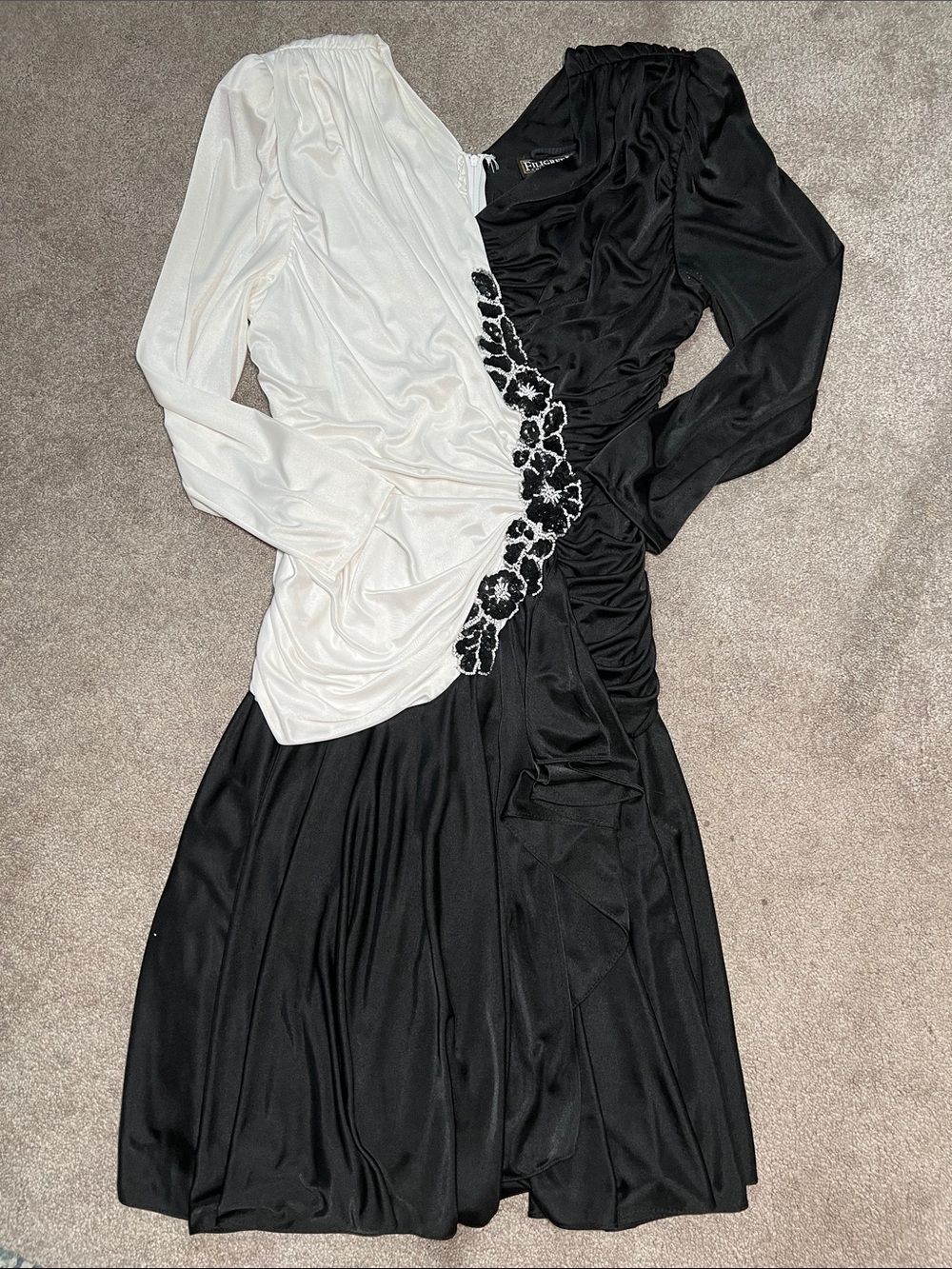 Vintage Filigree LTD Black and White Ruched Beaded Dress‎ size 14 P